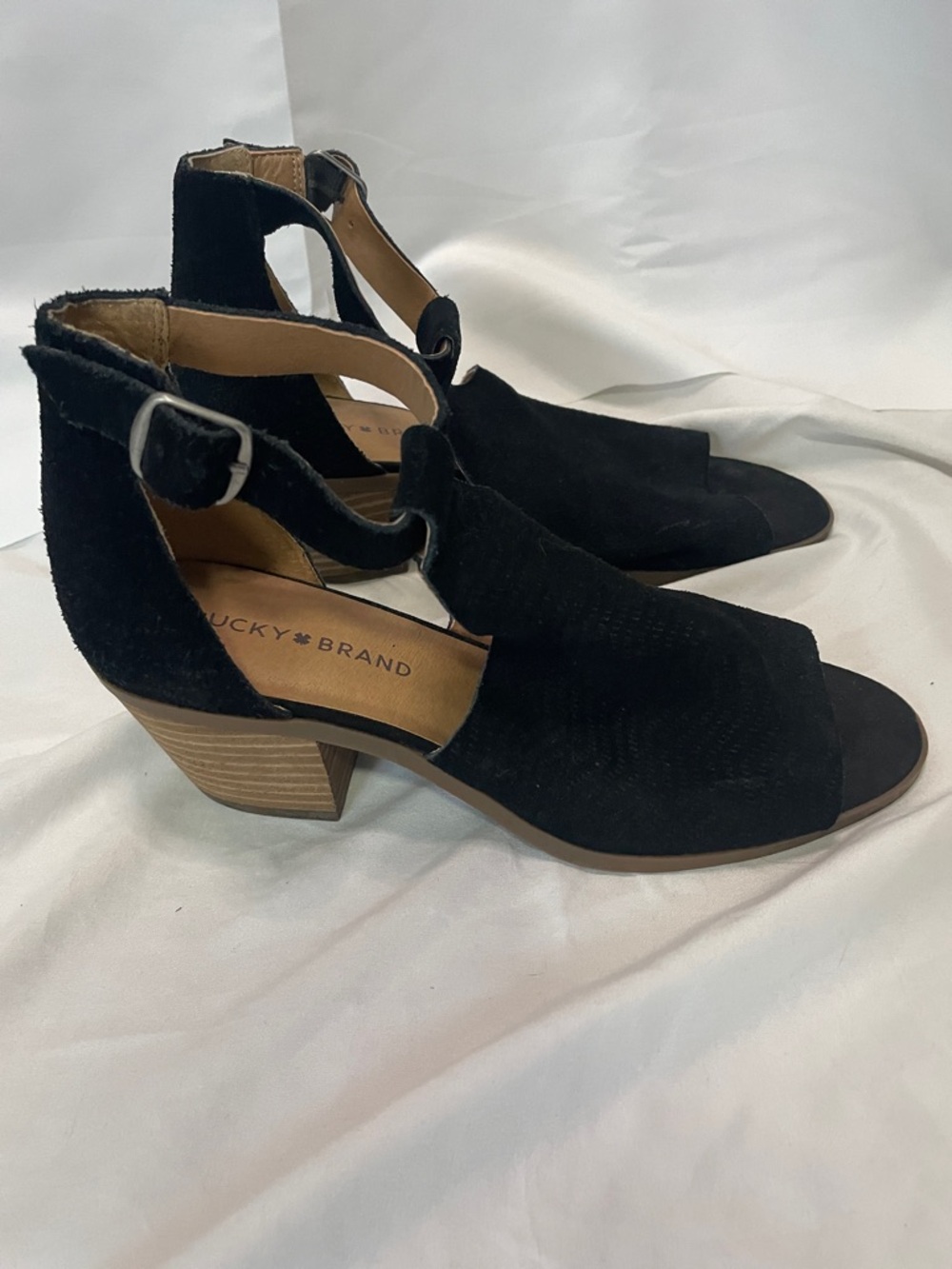 Lucky Brand Black Suede Peep-Toe Block Heel Sandals | 9